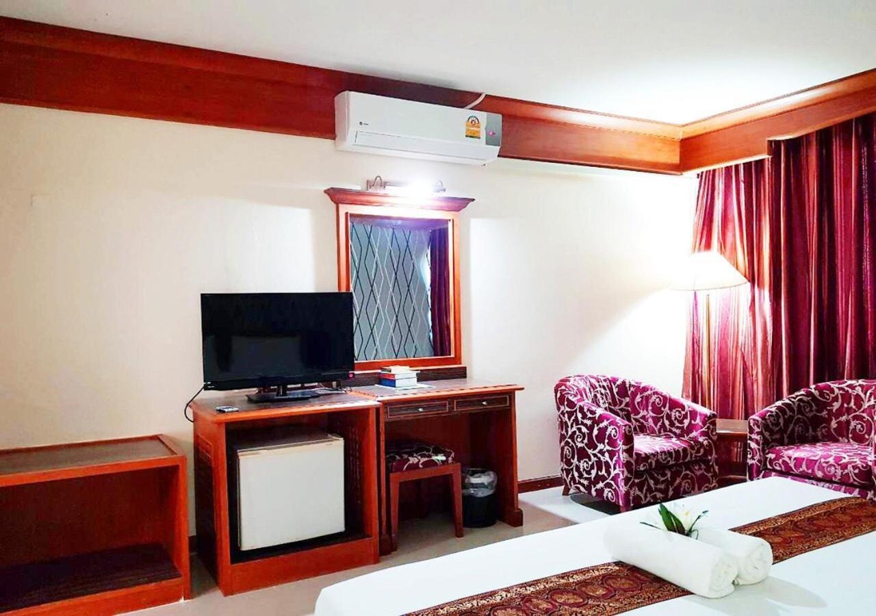 Jp Emerald Hotel Yasothon Exterior foto