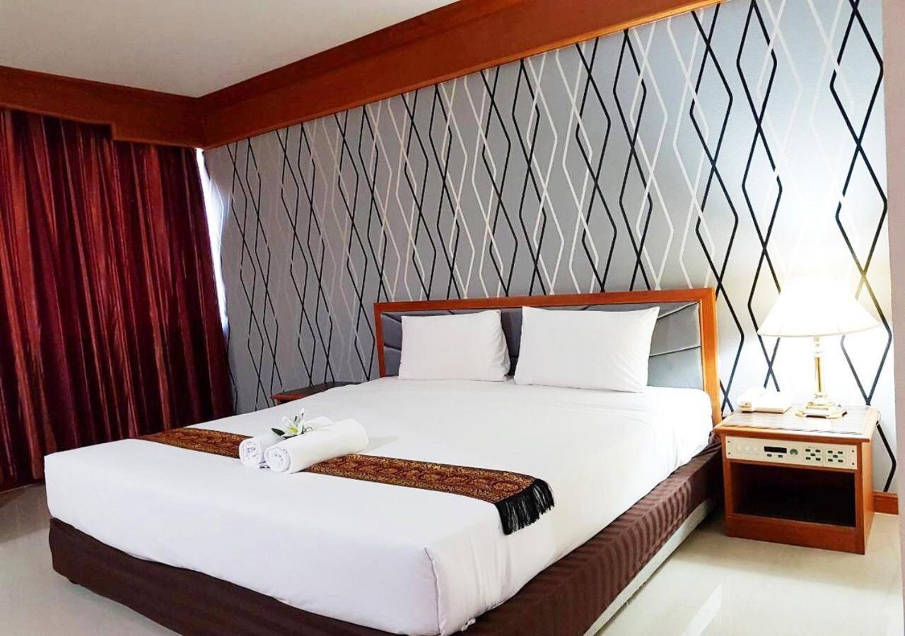 Jp Emerald Hotel Yasothon Exterior foto
